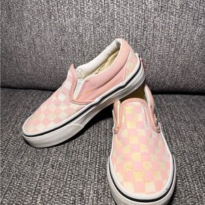 SOLD- Vans Kids Pink and Cream Checkered Slip-On Sneakers size 11